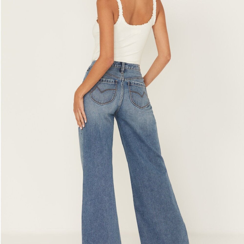 Cleo + Wolf Women's Medium Wash High Rise Loose Distressed Jeans size 29